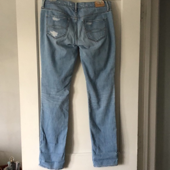 Abercrombie & Fitch distressed women’s jeans. Size 28. “Perfect stretch”. EUC - Picture 4 of 7